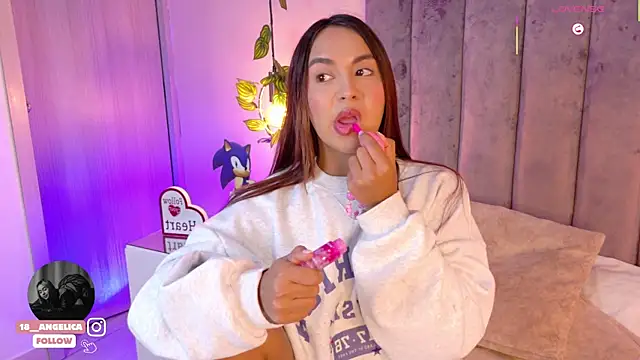 angelicaa garcia online show from July 22, 11:35 am
