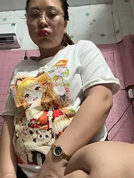Lina-Naughty online show from April 25, 5:21 am