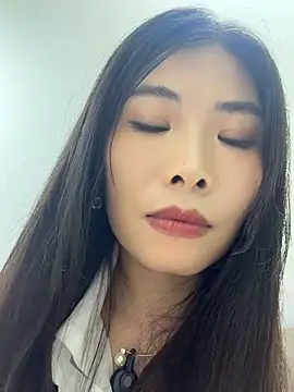 Xiaoyunduo1 online show from July 28, 3:21 pm