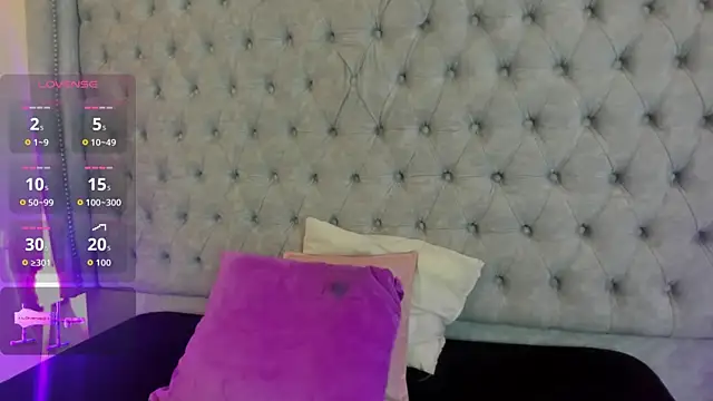 Snapshot of Gyal_Smith chatting on June 26, 3:44 am Gyal Smith online show from June 26, 3:44 am