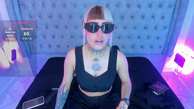 Snapshot of Gyal_Smith chatting on July 29, 4:10 am Gyal Smith online show from July 29, 4:10 am