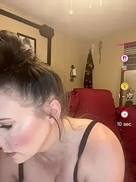 taylorsunshine online show from May 4, 2:18 am