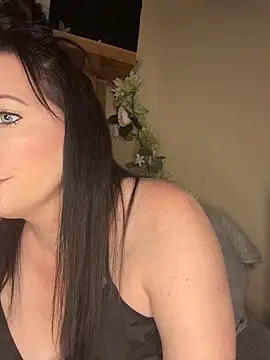 taylorsunshine online show from June 2, 1:07 am