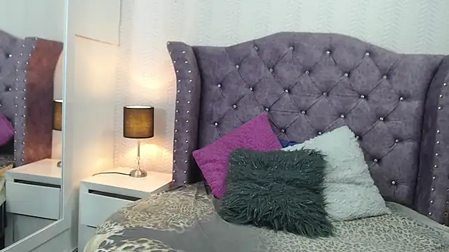 ViviJones online show from July 2, 7:42 pm