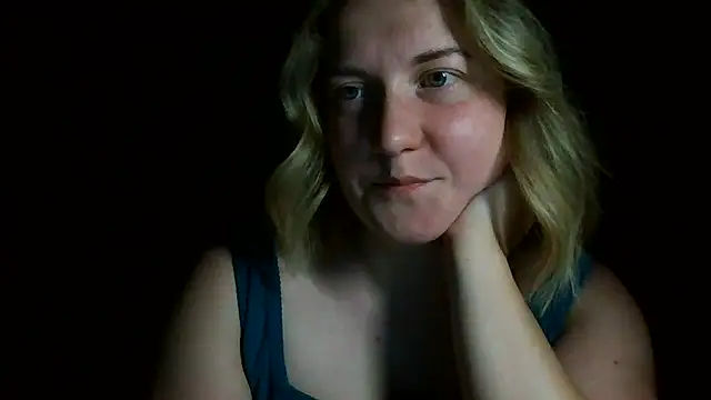 TinaKittyX online show from May 16, 8:29 pm