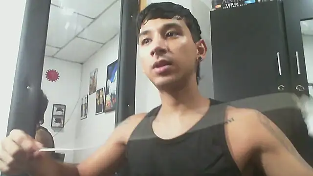 chicohot xxx online show from April 1, 6:49 pm