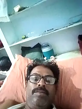 DKD-DARLING online show from March 31, 10:21 pm