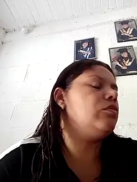 Snapshot of Zafiro_MD chatting on April 4, 1:19 pm Zafiro MD online show from April 4, 1:19 pm