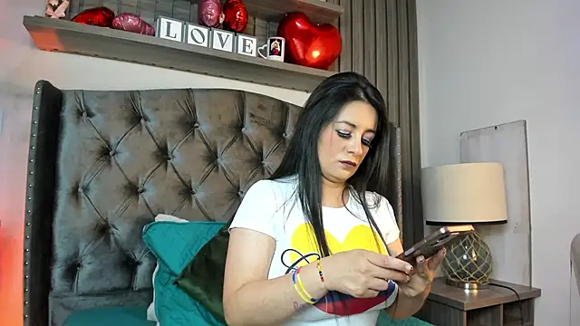 Mirandha QM online show from June 11, 10:19 pm