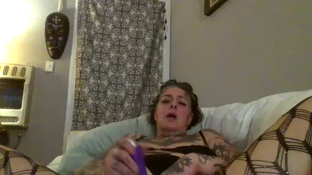 Kitty bang online show from May 19, 1:56 am