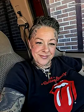Kitty bang online show from June 2, 7:27 pm