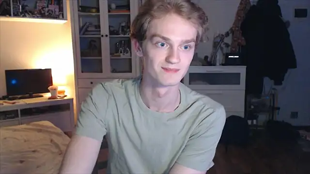 Daniel Yumm online show from April 5, 11:57 pm