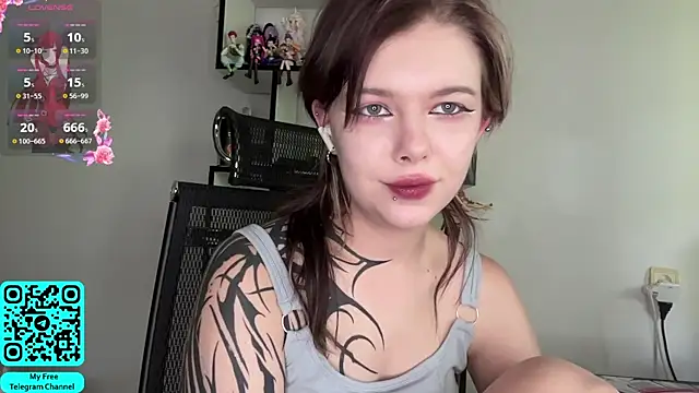 MadalynNosel online show from July 22, 7:11 am
