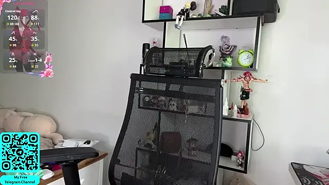 MadalynNosel online show from July 29, 7:06 am
