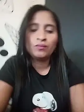 SofiaMendez1  online show from June 6, 5:17 pm