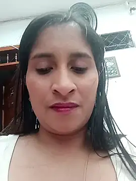 SofiaMendez1  online show from June 30, 3:57 pm