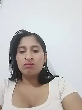 SofiaMendez1  online show from July 5, 11:23 pm