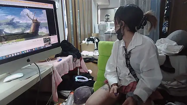 mikuchi1019 online show from July 18, 12:48 am
