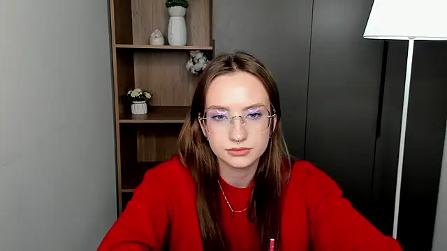 MallieHinsch online show from April 2, 11:30 am