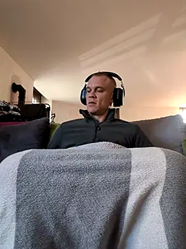 jocass1628 online show from April 7, 8:04 am