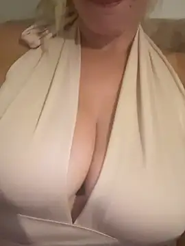 jeunecoupleamateur online show from July 25, 9:56 pm