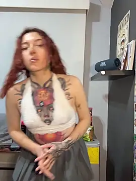 Snapshot of Selena_Rouge1 chatting on May 30, 2:52 am Selena Rouge1 online show from May 30, 2:52 am