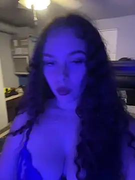 mariex83 online show from June 13, 2:53 am