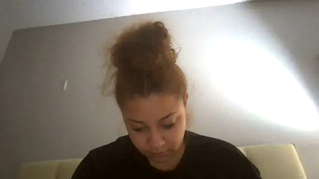 Snapshot of madzbailey chatting on May 23, 5:17 pm madzbailey online show from May 23, 5:17 pm