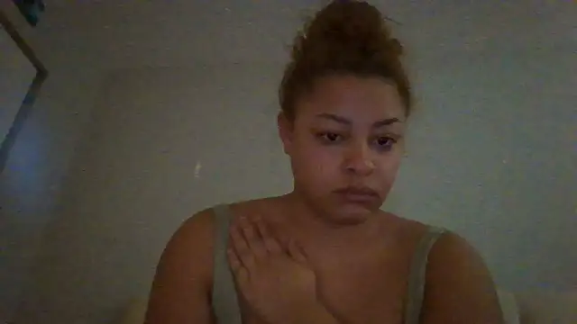 Snapshot of madzbailey chatting on May 29, 11:52 am madzbailey online show from May 29, 11:52 am