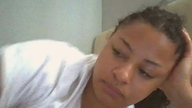 Snapshot of madzbailey chatting on July 8, 1:04 pm madzbailey online show from July 8, 1:04 pm