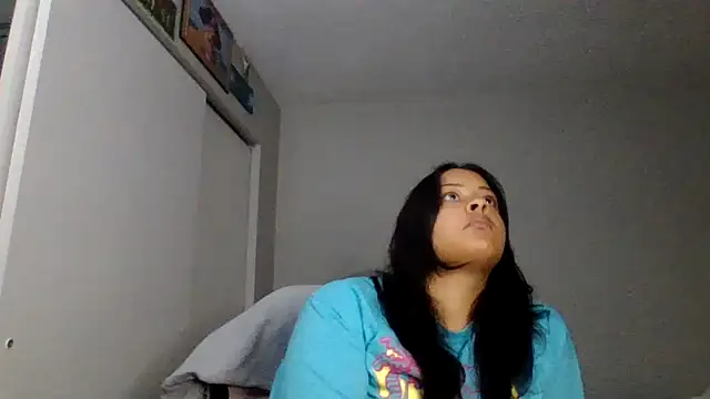 Snapshot of madzbailey chatting on July 28, 7:04 pm madzbailey online show from July 28, 7:04 pm