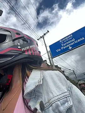 RebecaXoXo  online show from April 16, 7:58 pm