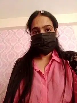 Snapshot of Princy_69 chatting on April 6, 9:43 am Princy 69 online show from April 6, 9:43 am