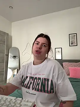 moneyforPeaches online show from June 2, 1:35 pm