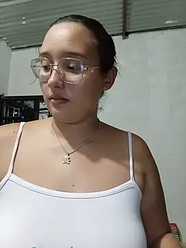 naughty girl hot  online show from June 10, 12:00 am