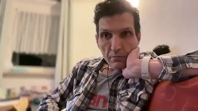 Dermart online show from April 2, 11:35 pm