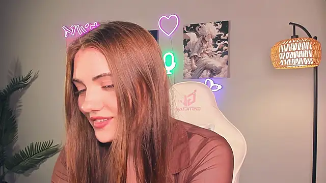 TrulaSandage online show from April 6, 4:19 pm