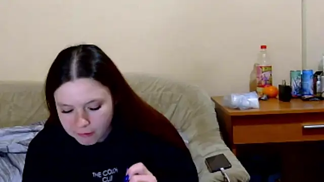 JessicaHolland1 online show from April 19, 6:43 pm