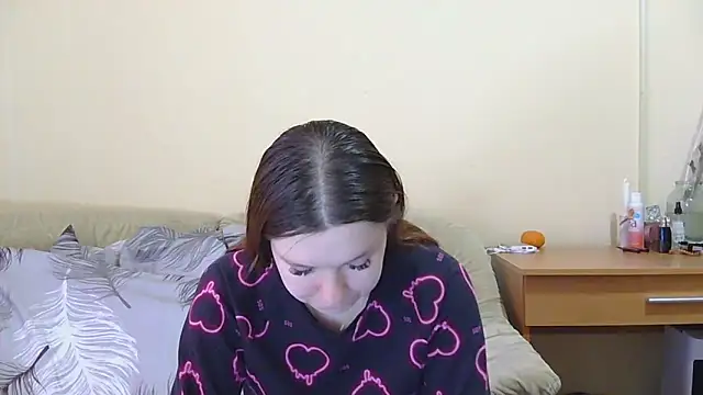 JessicaHolland1 online show from April 28, 6:07 am