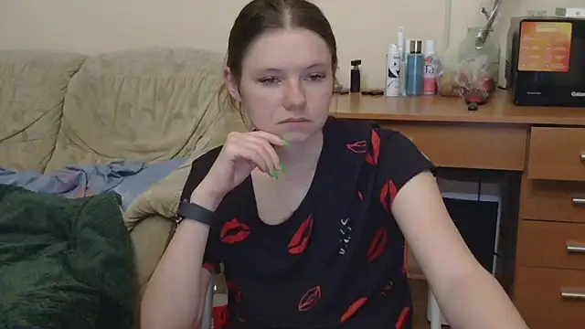 JessicaHolland1 online show from May 19, 7:20 pm
