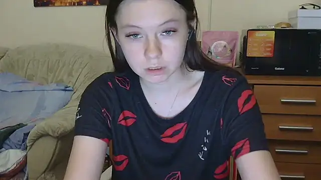 JessicaHolland1 online show from May 31, 6:09 pm