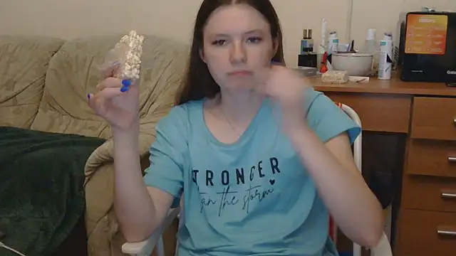 JessicaHolland1 online show from June 9, 6:30 pm