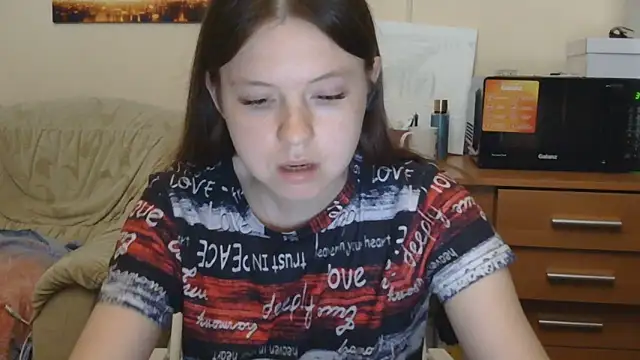 JessicaHolland1 online show from June 11, 6:50 pm
