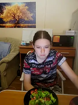 JessicaHolland1 online show from June 15, 6:32 pm