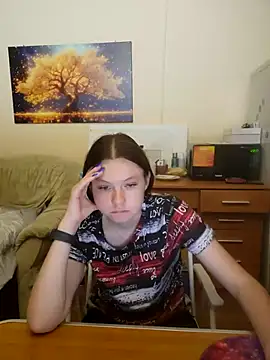 JessicaHolland1 online show from June 21, 6:21 pm