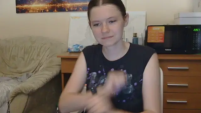JessicaHolland1 online show from June 23, 7:01 pm