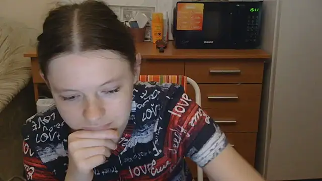 JessicaHolland1 online show from July 5, 6:37 pm