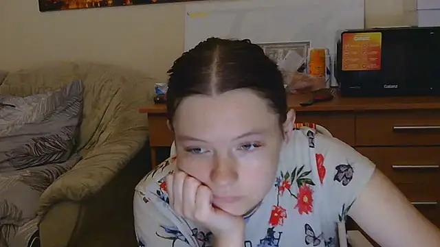 JessicaHolland1 online show from July 10, 5:48 pm