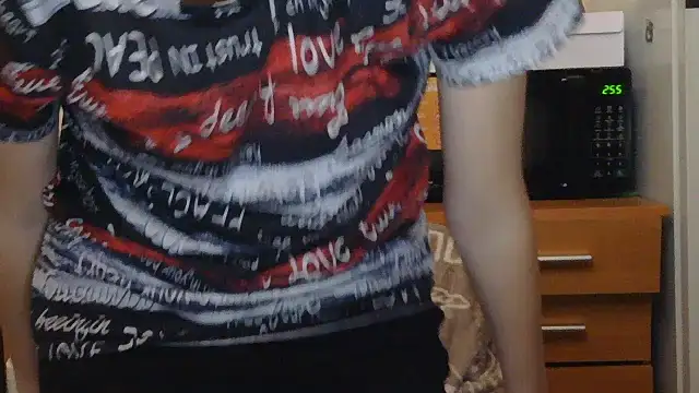 JessicaHolland1 online show from July 11, 6:21 pm