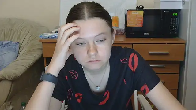 JessicaHolland1 online show from July 17, 5:40 pm